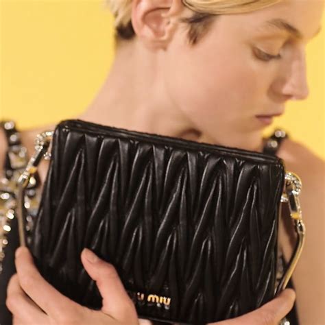 miu miu 公式|miu official website.